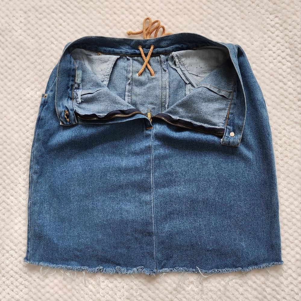 Vintage Denim Mini Skirt - Picture 5 of 5